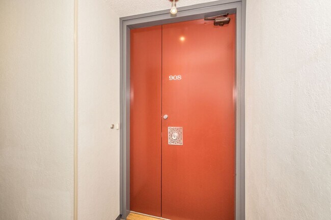 101 Alma St in Palo Alto, CA - Building Photo - Building Photo