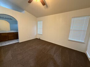 9256 Colonsay Way in Sacramento, CA - Building Photo - Building Photo