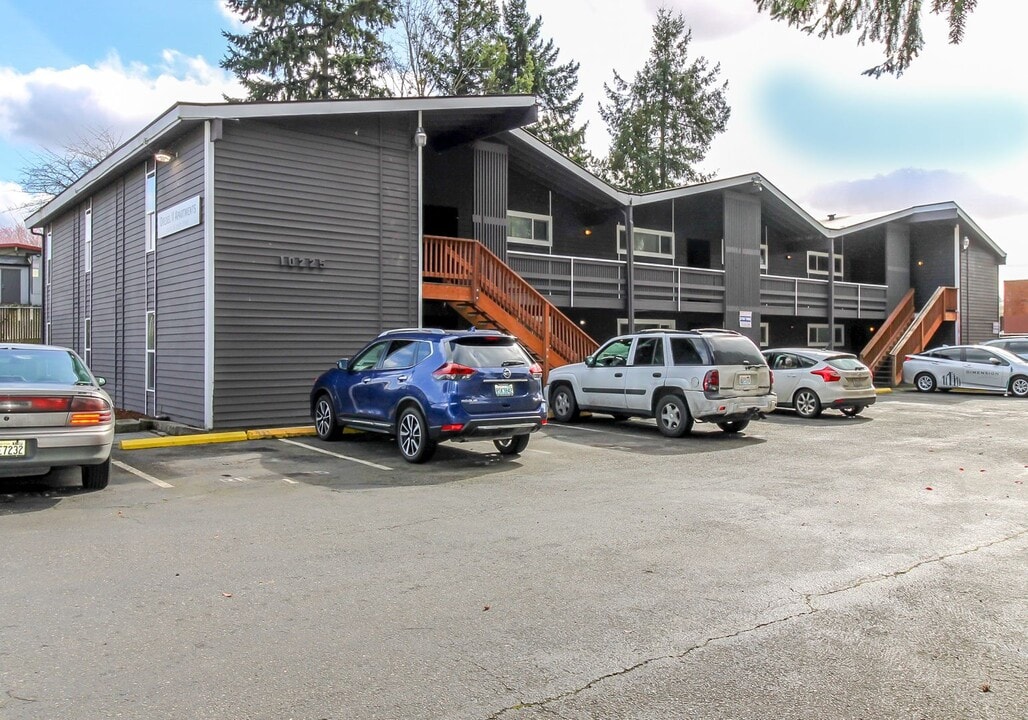 Drexel ll Apartments in Kent, WA - Building Photo