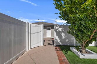 11228 Louise Ave in Granada Hills, CA - Building Photo - Building Photo