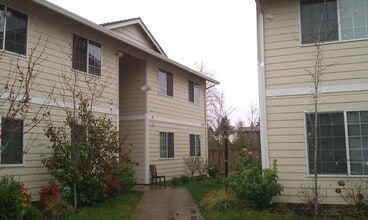 031-Pringle in Salem, OR - Foto de edificio - Interior Photo