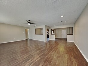 1609 Parkhaven Dr, Unit 504 in Seagoville, TX - Building Photo - Building Photo