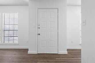2502 Windy Pine Ln in Arlington, TX - Building Photo - Building Photo