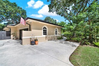 26605 SW 173rd Ct in Homestead, FL - Building Photo - Building Photo