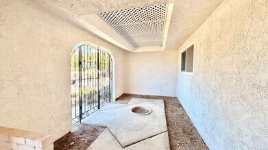 109 Del Sureno in Fallbrook, CA - Building Photo - Building Photo