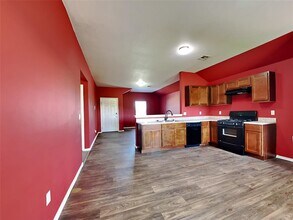 1685 Sussex St in Newcastle, OK - Building Photo - Building Photo