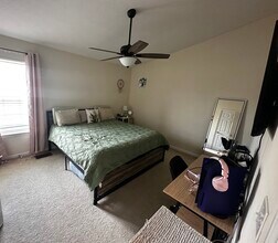 138 Oak Valley Cir in Smyrna, TN - Foto de edificio - Building Photo