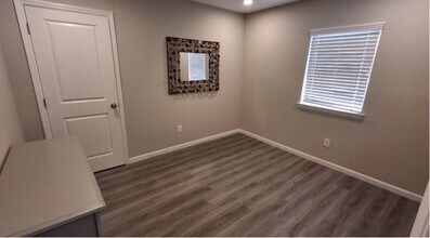 205 Stone St NW in Huntsville, AL - Building Photo - Building Photo