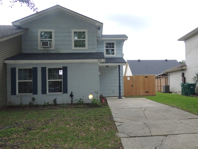 property at 5315 Cross Creek Dr