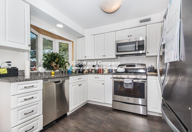 2 Brewer St, Unit FRNT 2a