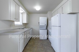 906 NE 86th St in Vancouver, WA - Foto de edificio - Building Photo
