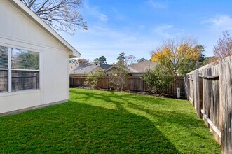 31 Bark Bend Pl in The Woodlands, TX - Building Photo - Building Photo
