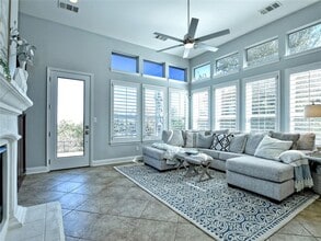 102 Aria Dr in Lakeway, TX - Building Photo - Building Photo