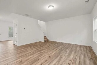 2076 Boxwood Cir in Conyers, GA - Foto de edificio - Building Photo
