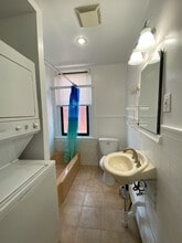 1414 Snyder Ave, Unit 2nd Floor in Philadelphia, PA - Building Photo - Building Photo