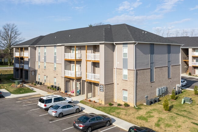 Saddlebred Park Apartments in Shelbyville, KY - Building Photo - Building Photo