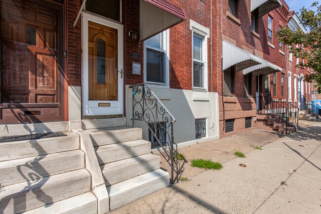 property at 1323 Reed St