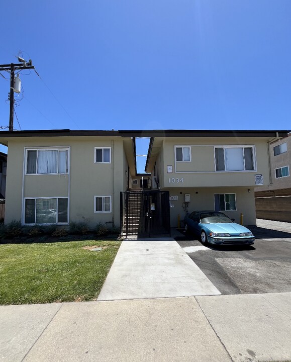 1034 Magnolia Ave in Gardena, CA - Foto de edificio