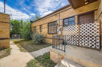 4825 W 14th Ave in Denver, CO - Foto de edificio - Building Photo