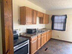 91 N Buena Vista St in Newark, OH - Building Photo - Building Photo