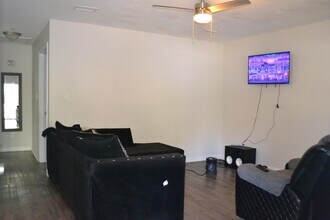 5568 Lumberjack Ln in Tallahassee, FL - Building Photo - Building Photo