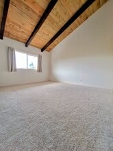 255 S Rengstorff Ave in Mountain View, CA - Building Photo - Building Photo