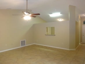 655 Belvedere Rd NW in Palm Bay, FL - Building Photo - Building Photo