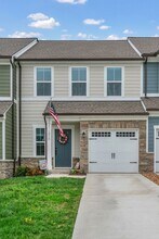 1056 Duncan St in Gallatin, TN - Building Photo - Building Photo