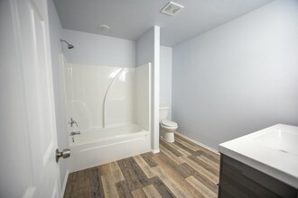 8613 10th Pl in Lubbock, TX - Building Photo - Building Photo