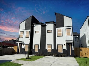 3109 Shelby Cir in Houston, TX - Building Photo - Building Photo