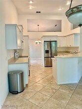 2205 Hawksridge Dr in Naples, FL - Building Photo - Building Photo