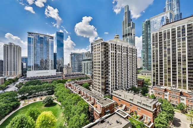 property at 1620 S Michigan Ave