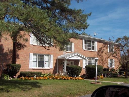 Locust Garden Apartments in Lockport, NY - Building Photo