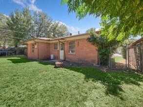 403 Rolando Dr in Garland, TX - Building Photo - Building Photo