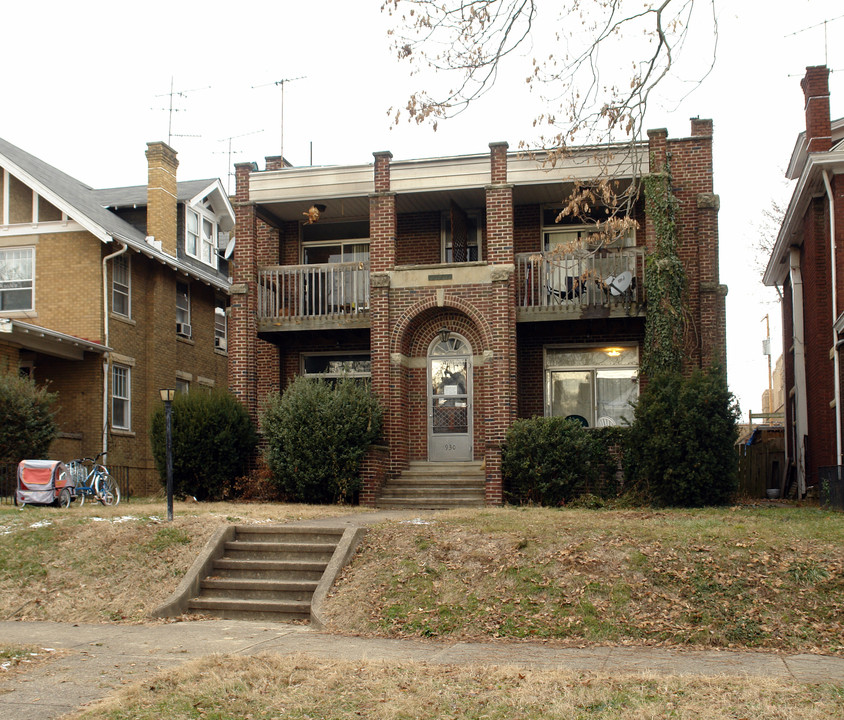 Powell Apartments in Huntington, WV - Building Photo