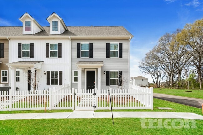 property at 1 Beautyberry St