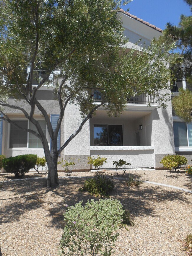 property at 2325 Windmill Pkwy