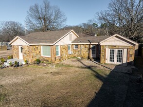 3905 Jenny Lind Rd in Fort Smith, AR - Building Photo - Building Photo