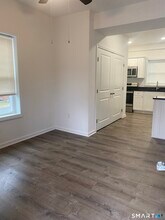 19 Railroad Ave in Beacon Falls, CT - Building Photo - Building Photo