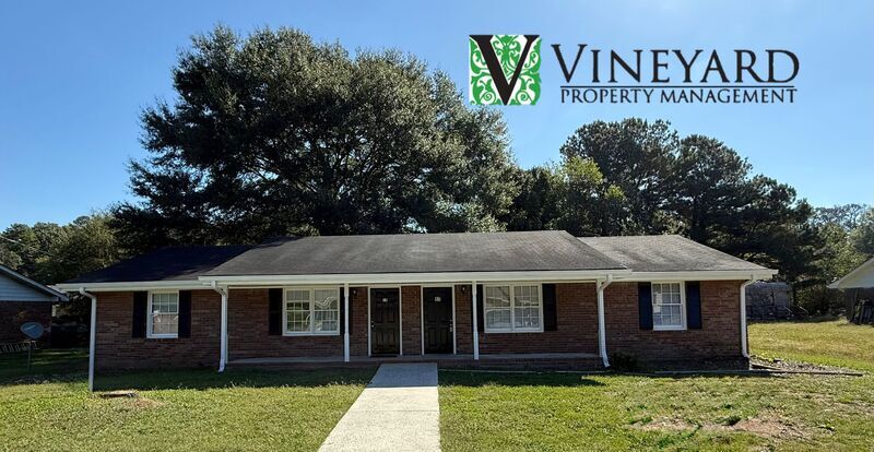 17 Paige St in Cartersville, GA - Building Photo