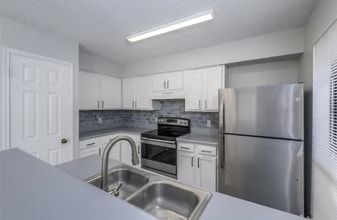 6814 S Creek Dr in Fort Worth, TX - Building Photo - Building Photo