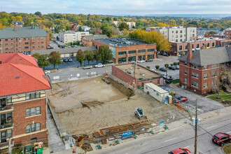 Highland Place in Omaha, NE - Building Photo - Building Photo