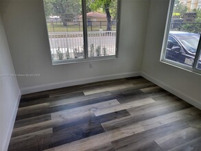 285 NE 80th Terrace in Miami, FL - Building Photo - Building Photo