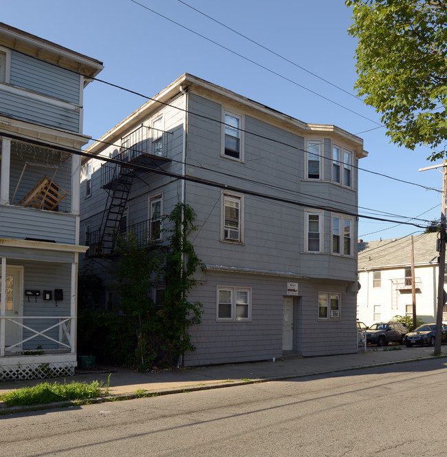 63-65 Ledge St in Providence, RI - Building Photo - Building Photo