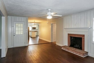 2599 GA-85 in Senoia, GA - Building Photo - Building Photo