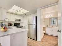 Meridian Heights photo'