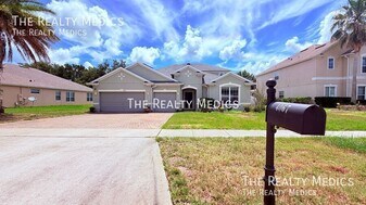 4067 Knott Dr in Apopka, FL - Building Photo