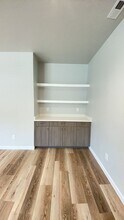 6183 N Hampstead Ave in Garden City, ID - Building Photo - Building Photo