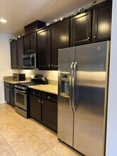 250 Paseo Bravo in Palm Desert, CA - Building Photo - Building Photo