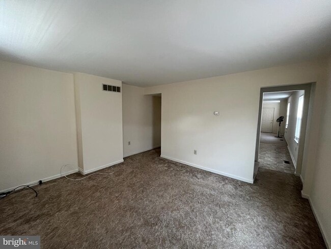 2313 Jenkintown Rd in Glenside, PA - Building Photo - Building Photo